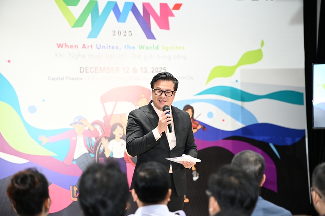 Khánh Thi 'lẻ bóng' dự sự kiện, khoe nhan sắc ở tuổi 43 - Ảnh 5.