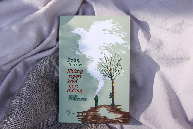 Những ngọn khói bên đường và ký ức chiến trường Campuchia không thể phai mờ - Ảnh 1. Những ngọn khói bên đường và ký ức chiến trường Campuchia không thể phai mờ - Ảnh 1.