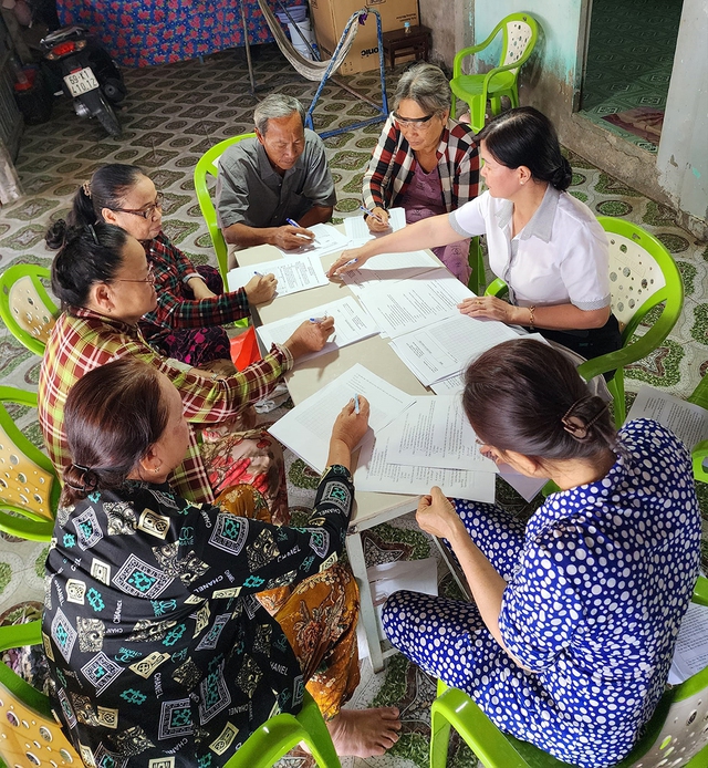 Cô giáo gieo 'ngọt' trên đất mặn- Ảnh 2. Cô giáo gieo 'ngọt' trên đất mặn- Ảnh 2.