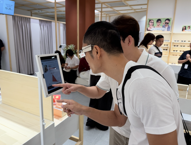 Thương hiệu mắt k&iacute;nh h&agrave;ng đầu Nhật Bản tấn c&ocirc;ng thị trường Việt Nam- Ảnh 2.