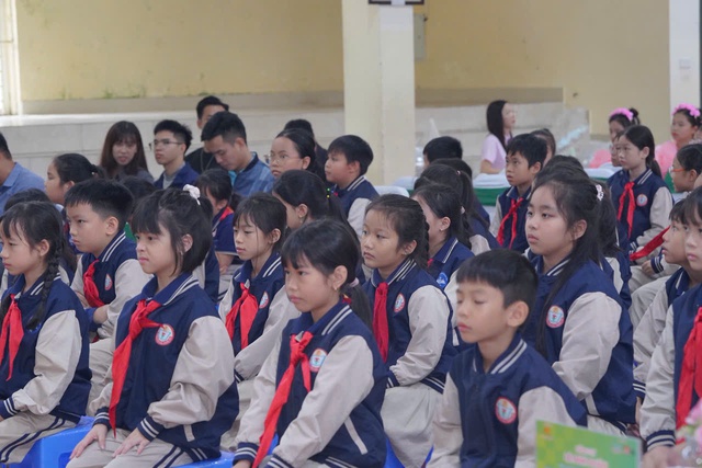 Phát động sân chơi trí tuệ ứng dụng AI dành cho thiếu nhi- Ảnh 2. Phát động sân chơi trí tuệ ứng dụng AI dành cho thiếu nhi- Ảnh 2.