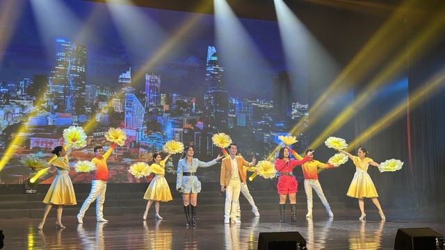 Tạ Minh Tâm, Giáng Son... ngồi 'ghế nóng' Liên hoan âm nhạc toàn quốc mở rộng 2025 - Ảnh 4.