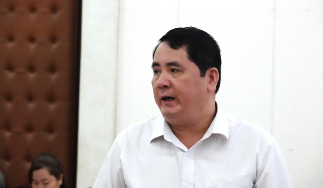 TP . HCM thừa c&ocirc;ng chức: Sở Nội vụ đề xuất sắp xếp hơn 1 . 000 C&aacute;n bộ dư thừa - Ảnh 1.