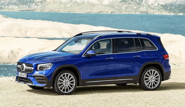 10 mẫu ô tô mới chủ xe bán lại nhiều nhất ngay trong năm đầu sử dụng - Ảnh 2.