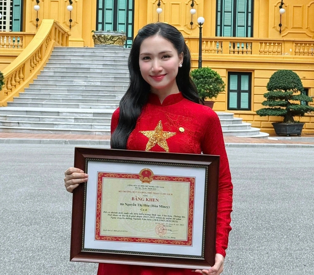 Hành trình lan tỏa tinh thần sống đẹp của ca sĩ Hòa Minzy - Ảnh 5.