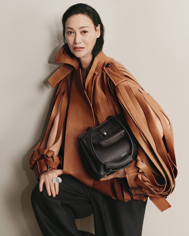 'Diệu tuyệt sư th&aacute;i' Huệ Anh Hồng: Biểu tượng thời trang ở tuổi 65 - Ảnh 3.