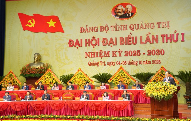 Quảng Trị phải đặt mục tiêu trở thành trung tâm năng lượng,logistics và du lịch đặc sắc- Ảnh 2. Quảng Trị phải đặt mục tiêu trở thành trung tâm năng lượng,logistics và du lịch đặc sắc- Ảnh 2.