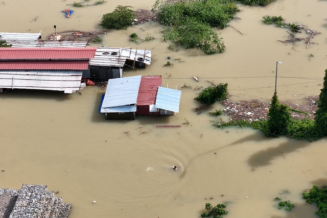 B&atilde;o Matmo đổ bộ Trung Quốc, h&agrave;ng trăm ng&agrave;n người sơ t&aacute;n- Ảnh 2.