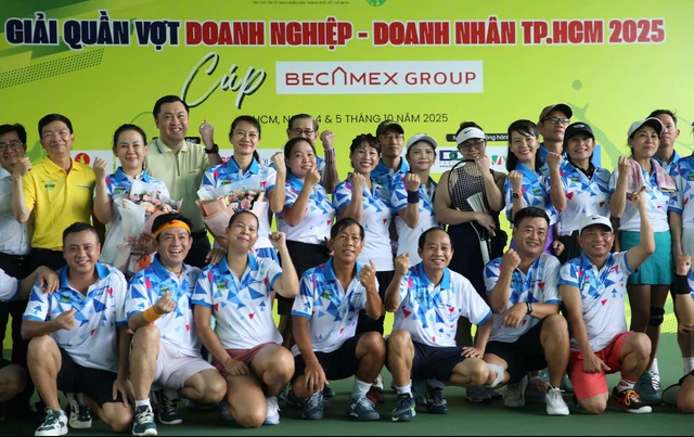Nhiều khoảnh khắc th&uacute; vị giải quần vợt doanh nghiệp-doanh nh&acirc;n TP.HCM mở rộng 2025- Ảnh 3.