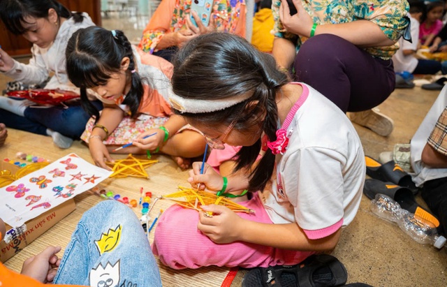 Quỹ Khởi sự từ tâm viết tiếp ‘Chuyện trăng non’ mùa 3 cho trẻ em yếu thế - Ảnh 3.