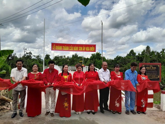 Tiệm v&agrave;ng Kim T&agrave;i Ph&uacute;c t&agrave;i trợ x&acirc;y cầu d&acirc;n sinh tại x&atilde; C&aacute;i B&egrave;, Đồng Th&aacute;p - Ảnh 1.