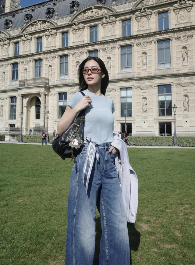 Dễ mặc, dễ phối - quần jeans ống rộng c…