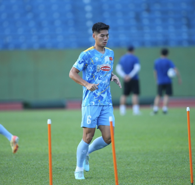 Tiến Linh nói điều bất ngờ về án phạt của Malaysia, quyết thắng đối thủ ở màn tái đấu- Ảnh 3. Tiến Linh nói điều bất ngờ về án phạt của Malaysia, quyết thắng đối thủ ở màn tái đấu- Ảnh 3.