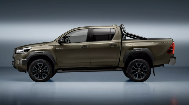Toyota cho rằng nhiều hãng ô tô đang khiến khách hàng hiểu lầm về công nghệ hybrid - Ảnh 2.