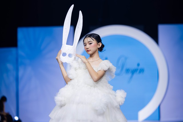 Thời trang nghề&nghiệp: Ký ức Trung thu qua các bộ sưu tập độc đáo - Ảnh 1.