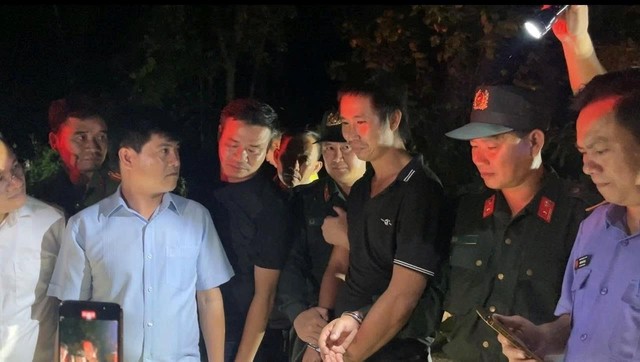 Vụ nghi phạm giết 3 người ở Đồng Nai: Hung thủ gây án bước đầu khai gì?- Ảnh 4. Vụ nghi phạm giết 3 người ở Đồng Nai: Hung thủ gây án bước đầu khai gì?- Ảnh 4.