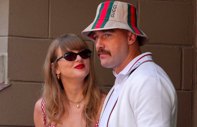 

Taylor Swift hạnh phúc bên bạn trai Travis Kelce  