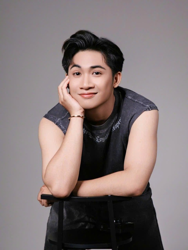 'Hậu duệ' 26 tuổi của nghệ sĩ B&igrave;nh Tinh- Ảnh 2.