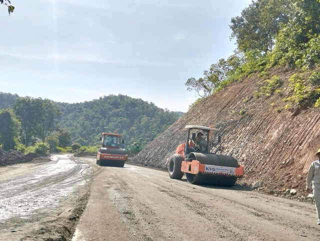 Cận cảnh quá trình nâng cấp QL28B chậm tiến độ tại Lâm Đồng- Ảnh 2.