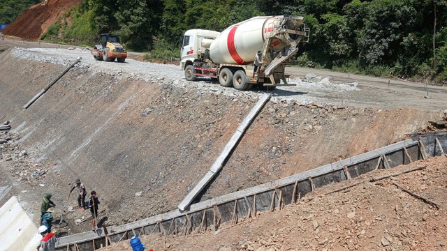 Cận cảnh quá trình nâng cấp QL28B chậm tiến độ tại Lâm Đồng- Ảnh 4.