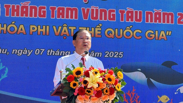 Hàng ngàn người dân, du khách dự Lễ hội Nghinh Ông Thắng Tam Vũng Tàu năm 2025- Ảnh 1.