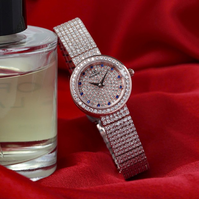 20.10 - Đăng Quang Watch, món quà vĩnh cửu dành tặng phái đẹp làm chủ thời gian- Ảnh 4. 20.10 - Đăng Quang Watch, món quà vĩnh cửu dành tặng phái đẹp làm chủ thời gian- Ảnh 4.