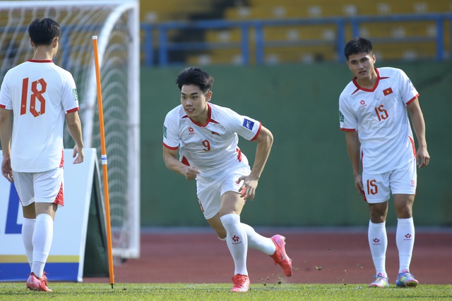 Xuất hiện nhiều tình tiết lạ trước thềm trận đội tuyển Việt Nam đấu Nepal - Ảnh 2. Xuất hiện nhiều tình tiết lạ trước thềm trận đội tuyển Việt Nam đấu Nepal - Ảnh 2.