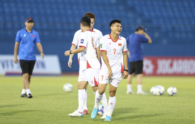 Xuất hiện nhiều tình tiết lạ trước thềm trận đội tuyển Việt Nam đấu Nepal - Ảnh 11. Xuất hiện nhiều tình tiết lạ trước thềm trận đội tuyển Việt Nam đấu Nepal - Ảnh 11.