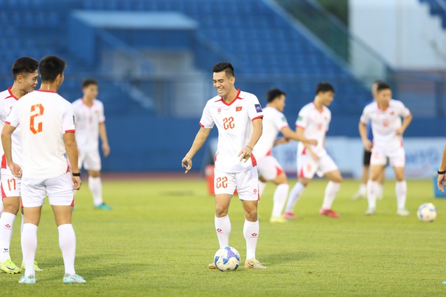 Xuất hiện nhiều tình tiết lạ trước thềm trận đội tuyển Việt Nam đấu Nepal - Ảnh 10. Xuất hiện nhiều tình tiết lạ trước thềm trận đội tuyển Việt Nam đấu Nepal - Ảnh 10.