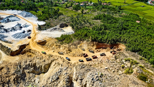 Quảng Ngãi: Hủy kết quả trúng đấu giá 7…