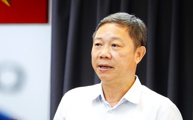 

Ông Dương Anh Đức thông tin về đại hội  