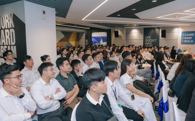 Cen EcoTech và chiến lược phát triển nhân sự thực chiến cho ngành Bất động sản - Ảnh 1. Cen EcoTech và chiến lược phát triển nhân sự thực chiến cho ngành Bất động sản - Ảnh 1.