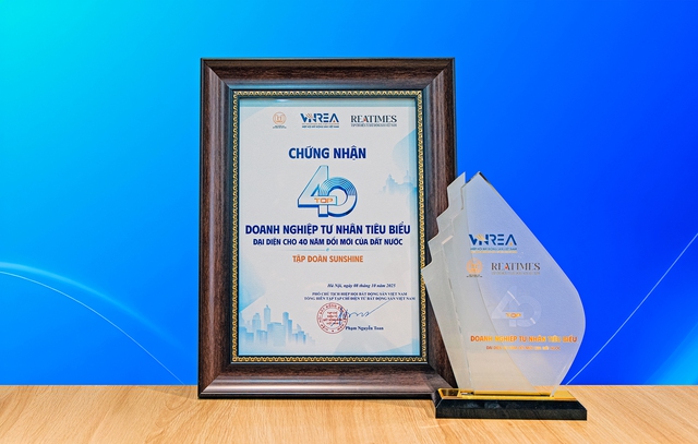 Sunshine Group đạt Top 40 doanh nghiệp tư nhân tiêu biểu kỷ niệm 40 năm Đổi mới- Ảnh 1. Sunshine Group đạt Top 40 doanh nghiệp tư nhân tiêu biểu kỷ niệm 40 năm Đổi mới- Ảnh 1.