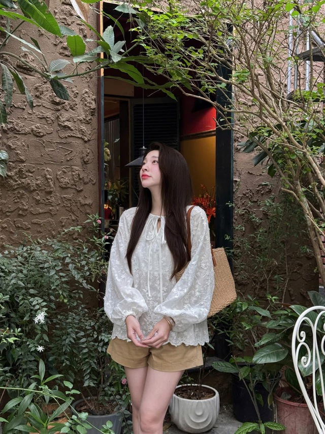 'Cân' mọi phong cách chỉ với áo babydoll linh hoạt- Ảnh 3.