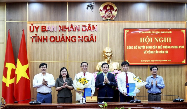 Quảng Ngãi: Phân công nhiệm vụ cho chủ tịch và 5 phó chủ tịch UBND tỉnh- Ảnh 1. Quảng Ngãi: Phân công nhiệm vụ cho chủ tịch và 5 phó chủ tịch UBND tỉnh- Ảnh 1.