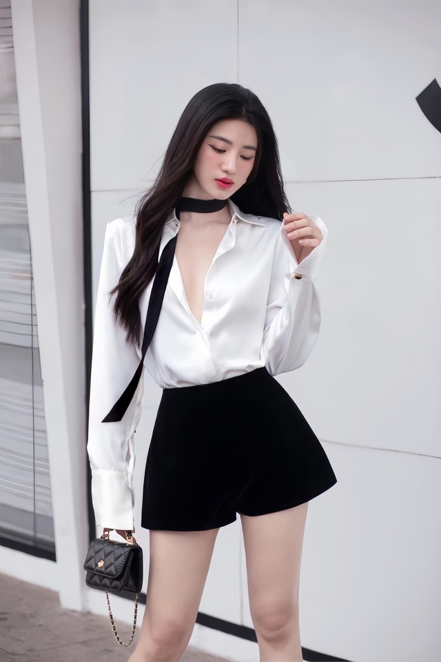 Tỏa sáng nơi công sở với áo sơ mi lụa sang trọng- Ảnh 8.