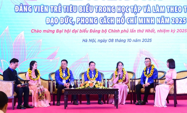 Đoàn Thanh niên Chính phủ tuyên dương 95 đảng viên trẻ tiêu biểu - Ảnh 4.