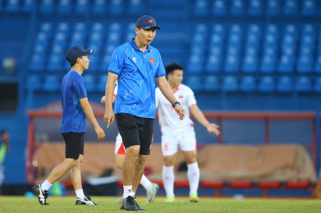 B&aacute;o ch&iacute; Nepal thực sự lo ngại đội tuyển Việt Nam, chỉ mong Malaysia sớm bị trừng phạt để&hellip;- Ảnh 4.