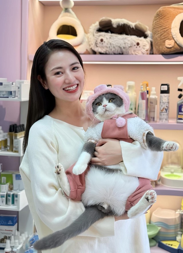 Cuộc sống kín tiếng của diễn viên Việt Hoa ở tuổi 30 - Ảnh 3.