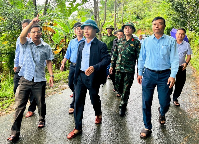 Đà Nẵng sẽ chi 200 tỉ đồng hỗ trợ người dân bị thiệt hại do mưa lũ- Ảnh 3. Đà Nẵng sẽ chi 200 tỉ đồng hỗ trợ người dân bị thiệt hại do mưa lũ- Ảnh 3.