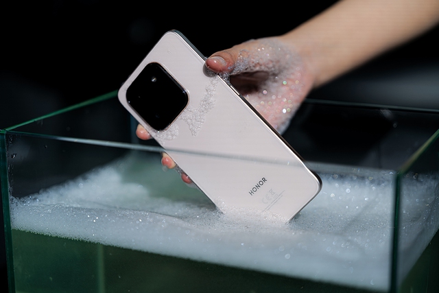 Honor X7d ra mắt tạo chuẩn mực mới cho smartphone bền bỉ, giá phổ thông - Ảnh 3. Honor X7d ra mắt tạo chuẩn mực mới cho smartphone bền bỉ, giá phổ thông - Ảnh 3.