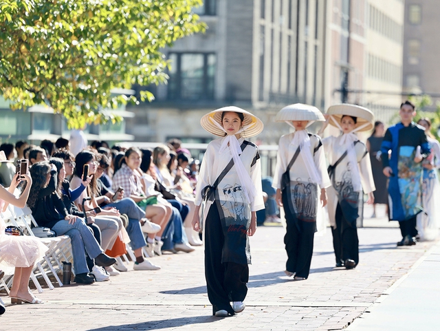 Thời trang ngoại giao- Ảnh 5. Thời trang ngoại giao- Ảnh 5.