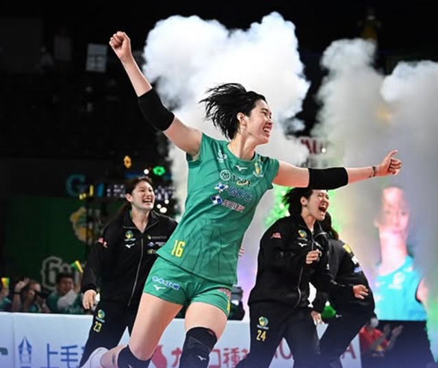 Thanh Thúy thăng hoa, cùng đồng đội thắng khó tin tại Nhật Bản: Mơ lọt tốp dẫn đầu- Ảnh 1. Thanh Thúy thăng hoa, cùng đồng đội thắng khó tin tại Nhật Bản: Mơ lọt tốp dẫn đầu- Ảnh 1.