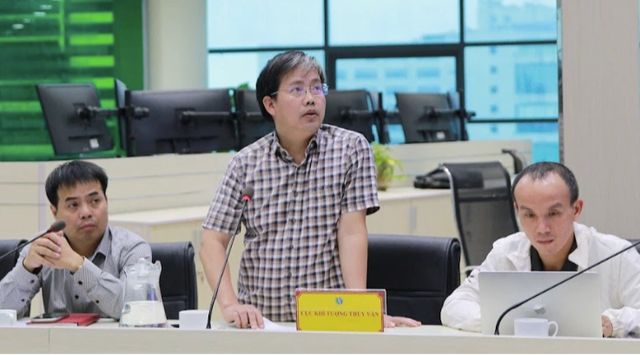 Dự báo bão số 13 có thể vào miền Trung, mưa lớn 2 đợt liên tiếp - Ảnh 1.