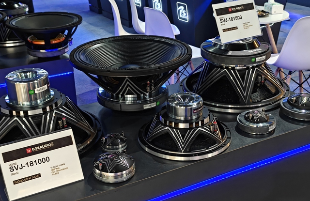 Hệ sinh th&aacute;i thiết bị biểu diễn 4.0 hội tụ tại H&agrave; Nội - Ảnh 2.