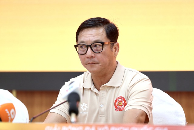 CLB C&ocirc;ng an TP.HCM thua li&ecirc;n tiếp, HLV L&ecirc; Huỳnh Đức chỉ thẳng v&agrave;o một điều&hellip;- Ảnh 2.