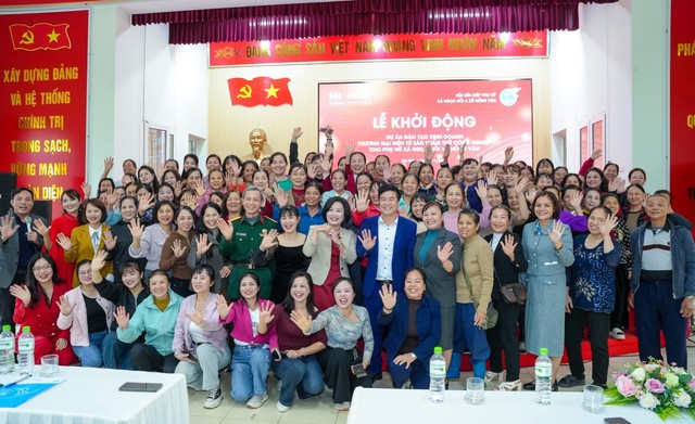 Hỗ trợ phụ nữ l&agrave;ng nghề đưa sản phẩm thủ c&ocirc;ng ra thị trường qua k&ecirc;nh TMĐT- Ảnh 1.