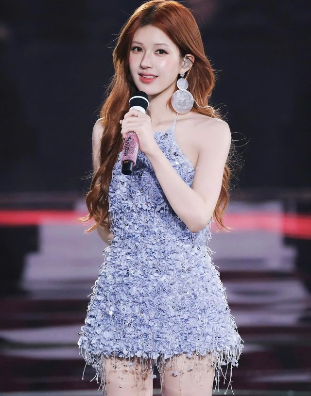 

Người hâm mộ kỳ vọng Triệu Lộ Tư sẽ thật sự bứt phá ở chương mới, khi tự lập studio riêng và có quyền chủ động hơn với các dự án trong tương lai  