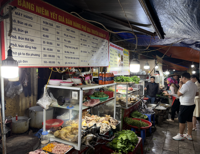 ផ្សារ​បាក់​ហា 'ឋានសួគ៌​ធ្វើ​ម្ហូប' រង​ការ​រិះគន់​ថា​ថ្លៃ? - រូបថត ៧.