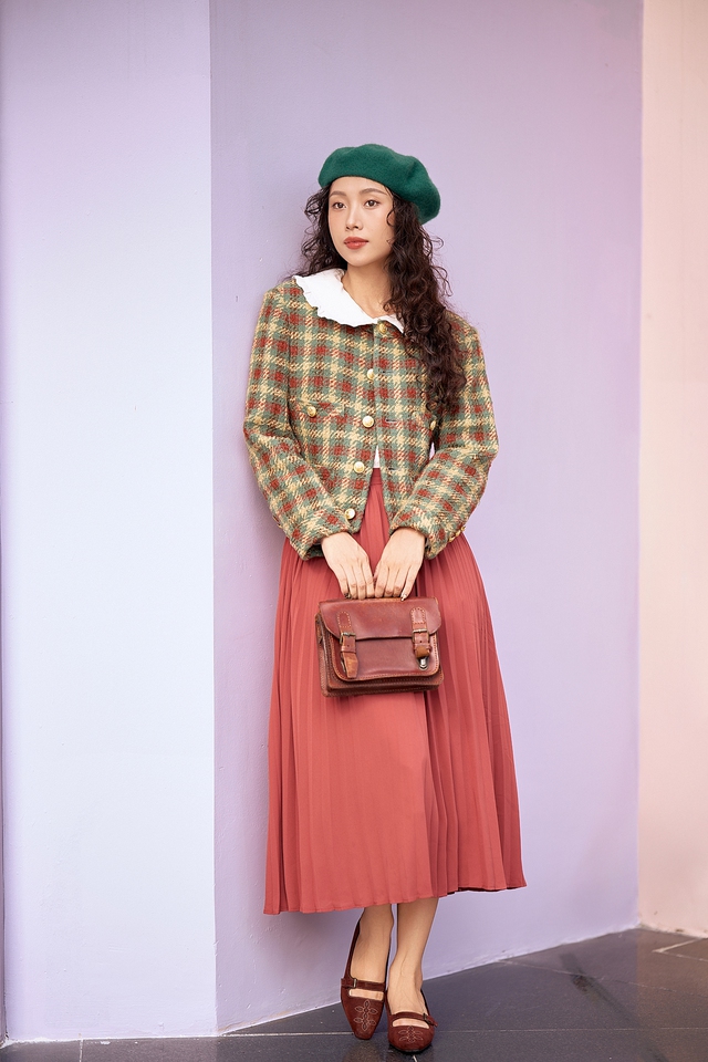 Blazer cổ điển sành điệu cho mọi outfit - Ảnh 4.